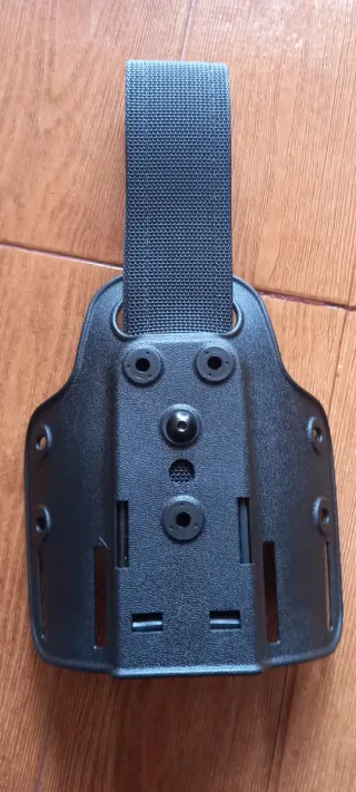 Pernera Táctica Safariland Negra