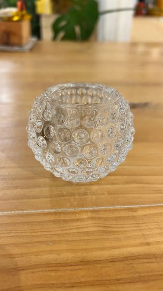 Portacandele in vetro con rilievo