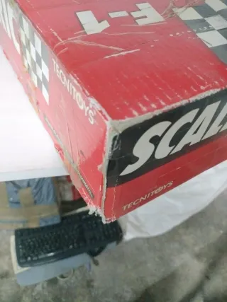 Scalextric F1 Ferrari F2004