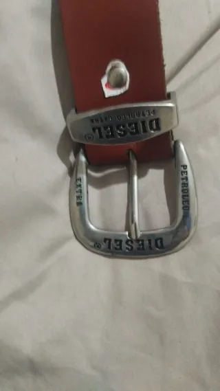 Cinturón de piel Liberto