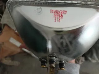 Farol KOITO 24V 85/65W