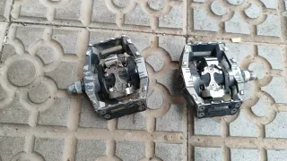 Pedales Shimano DX