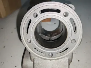 Cilindro Gas Gas EC 125 para reparar
