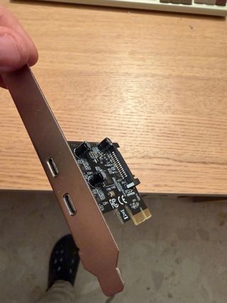 Adaptador PCIe a USB 3.2 Tipo C