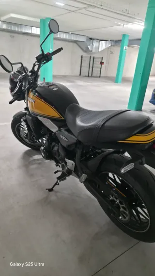 Kawasaki Z650RS A2