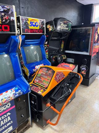 Máquinas Arcade Kickboxer etc