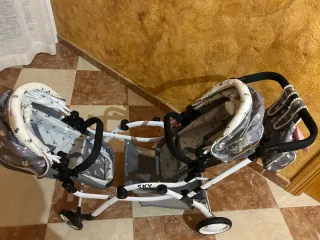 Carrito gemelar para muñecas SKY