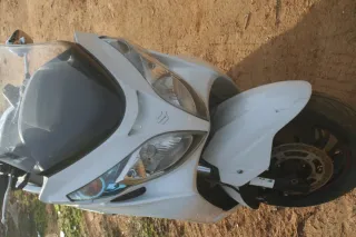 Scooter Suzuki burgman 400. 2014