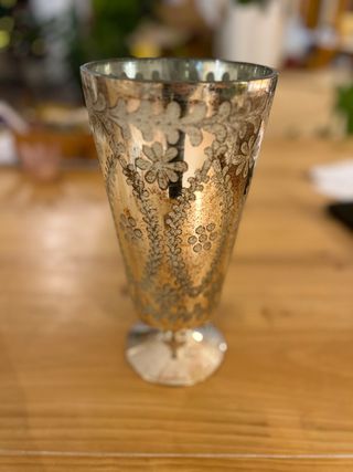 Vaso in cristallo dorato con finitura a specchio veneziano