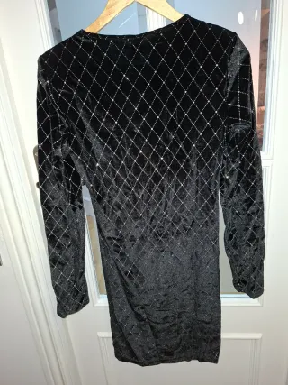 Vestido fiesta SHEIN negro talla M Elástico