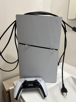 PlayStation 5 PS5 Blanca Slim (precio negociable)