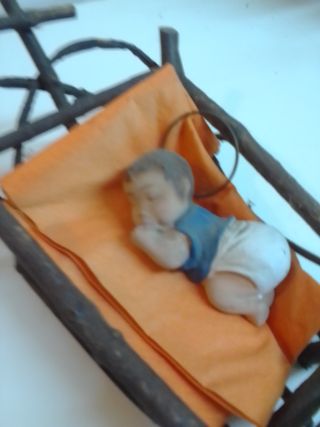 Niño Jesús en Cuna de Ramas