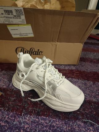 Zapatillas NUEVAS Buffalo Talla 41 Blancas