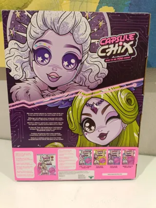 Muñecas ( 2) en cápsulas para montar