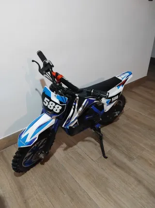 Moto Eléctrica Infantil 588