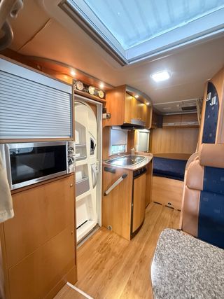 Autocaravana integral/rutera doble aire/glp