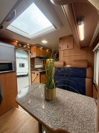 Autocaravana integral/rutera doble aire/glp