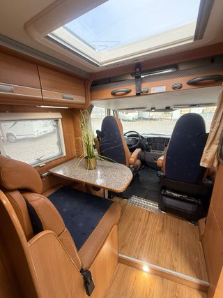 Autocaravana integral/rutera doble aire/glp