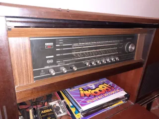 Grundig KS 750 Mueble Radio Tocadiscos vintage