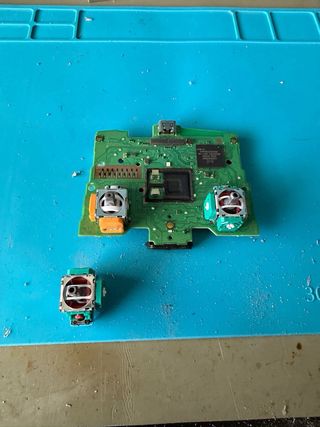 Reparación de mandos de PS4 y PS5
