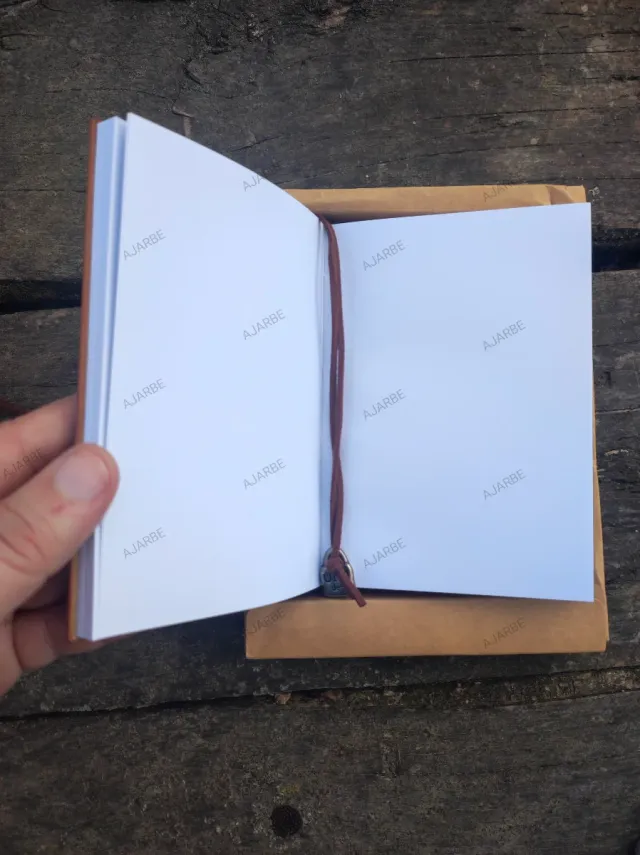 Cuaderno Uno de 50 Marrón con Cuerda