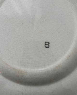 Plato antiguo caza con perros