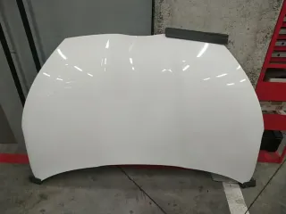 Capó Toyota Yaris Blanco