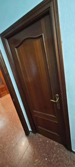 Puertas de interior madera con y sin cristal