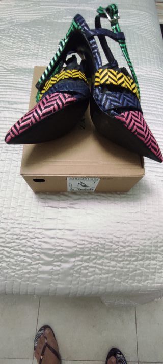 Zapatos Zara Talla 39 y Bolso Sin Usar