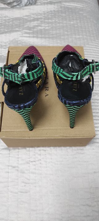 Zapatos Zara Talla 39 y Bolso Sin Usar