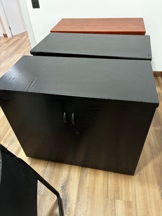 4 Armarios de madera