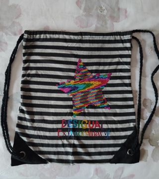 Mochila Desigual con estrellas y rayas