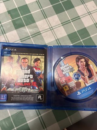 PS4 (PlayStation 4) + Controller + GTA 5