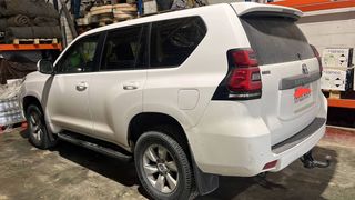 Toyota Land Cruiser 150 2021