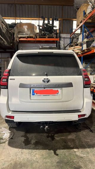 Toyota Land Cruiser 150 2021