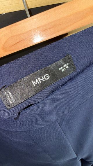 Pantalón negro de vestir
