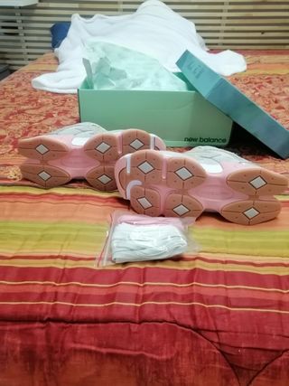 Sneakers New Balance 9060 Grigio Rosa