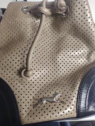 Bolso Bimba y Lola Beige y Negro Perforado