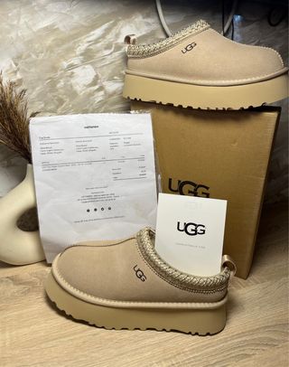 Botas UGG Beige auténticas – Talla 39 –