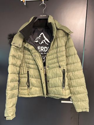 Abrigo Superdry verde oliva