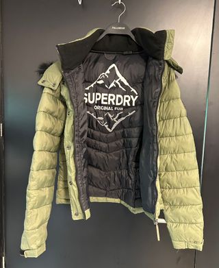 Abrigo Superdry verde oliva