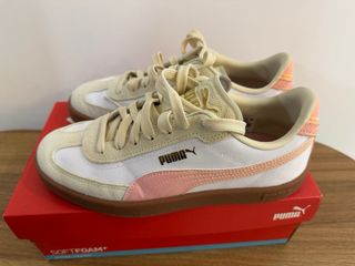 Zapatillas Puma Beige y Rosa
