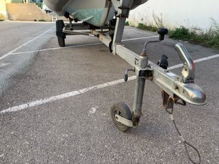 Semirrígida Astec 4m con remolque