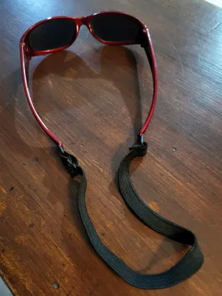 Gafas de sol infantiles Decathlon rojas