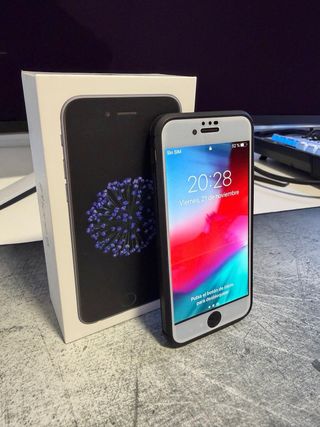 Bose SoundDock XT + iPhone 6 32GB