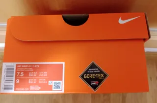 Nike Zapatillas Gore-Tex Grises y Verdes