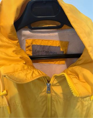 Chaqueta Calvin Klein Jeans Amarilla