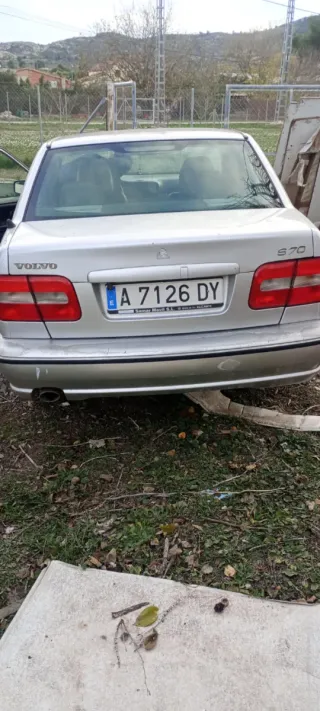OFERTA Volvo S70 1999 entero por piezas