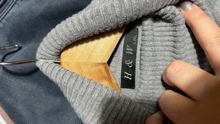 Maglia donna collo alto grigia