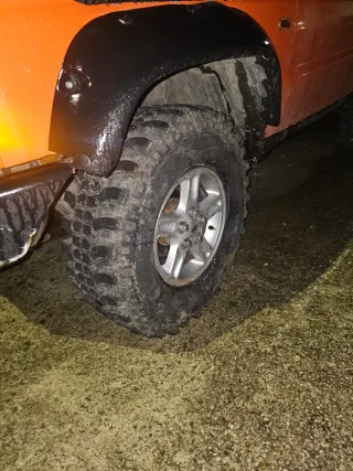 Llantas con neumáticos land rover discovery